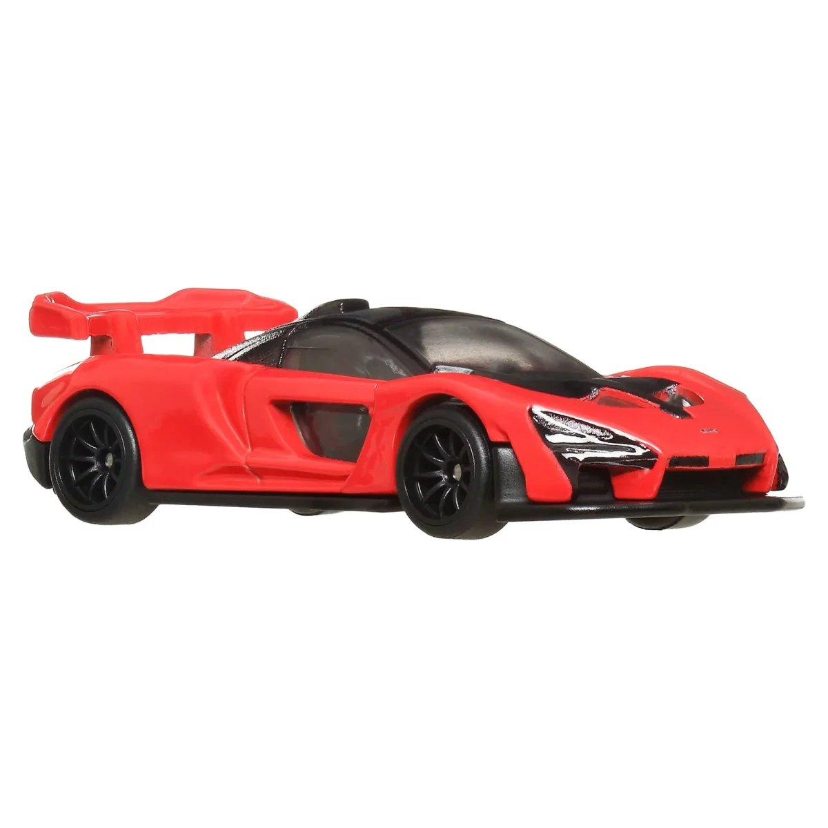 2025 McLaren Senna Red: Image 2