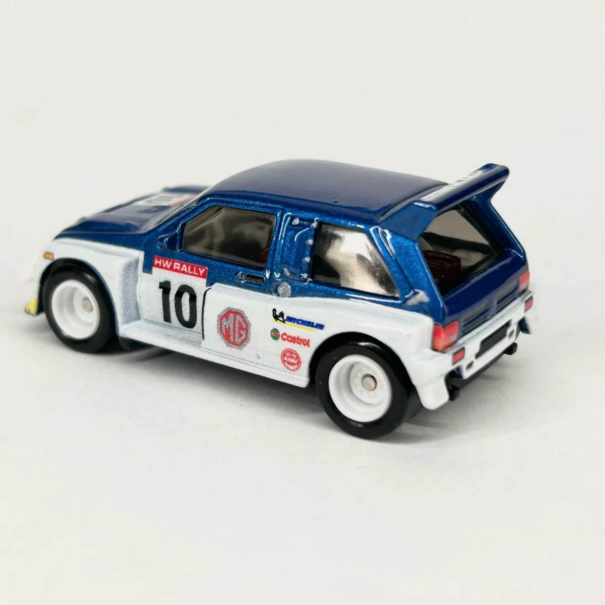 2025 MG Metro 6R4 White: No Package: Image 2