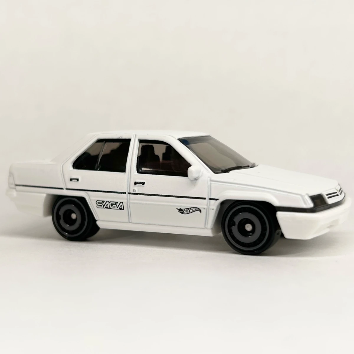 2025 Proton Saga White: No Package: Image 3
