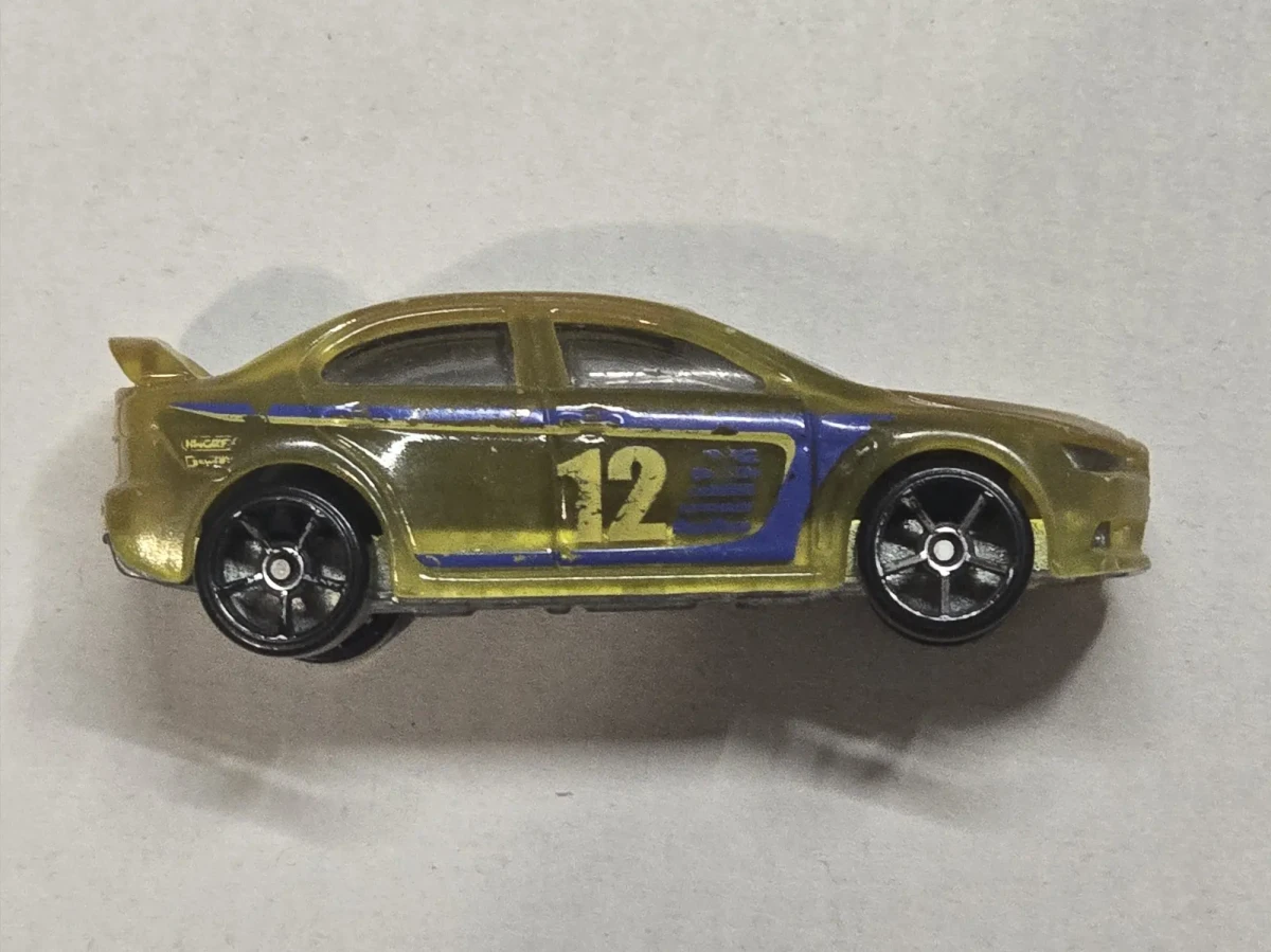 2012 2008 Lancer Evolution Yellow: No Package: Image 2
