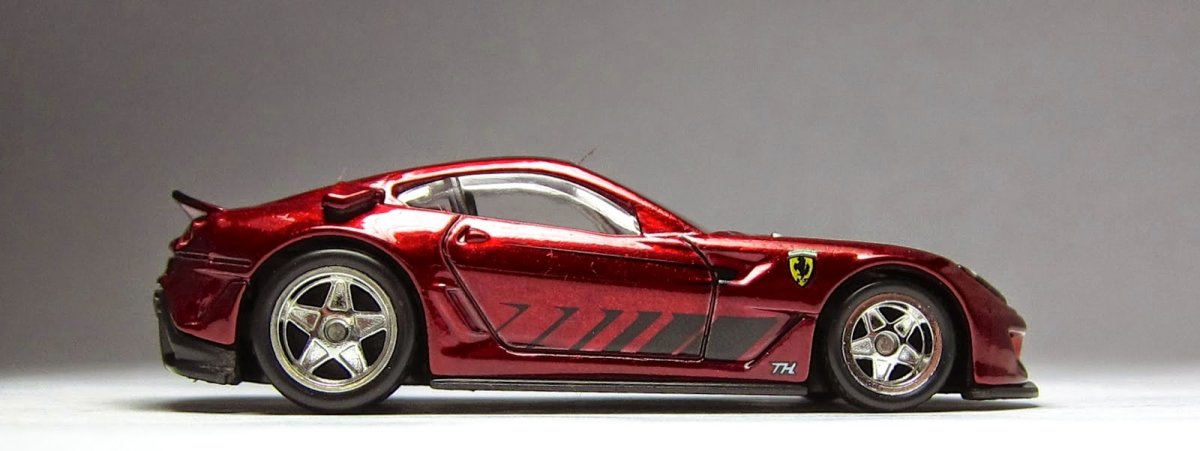 2012 Ferrari 599XX Red: Image 7