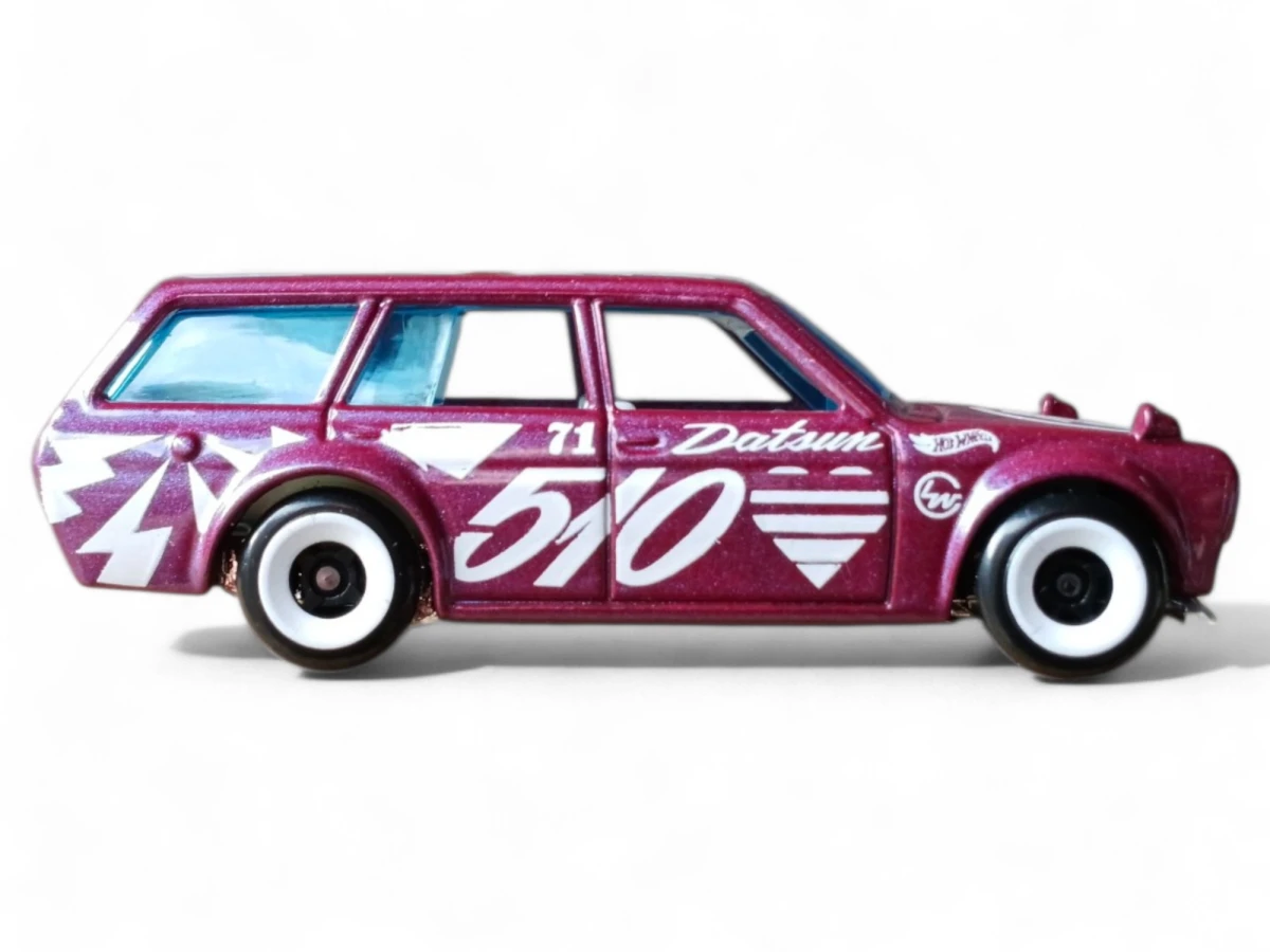 2023 Datsun Bluebird Wagon (510) Purple: No Package: Image 5
