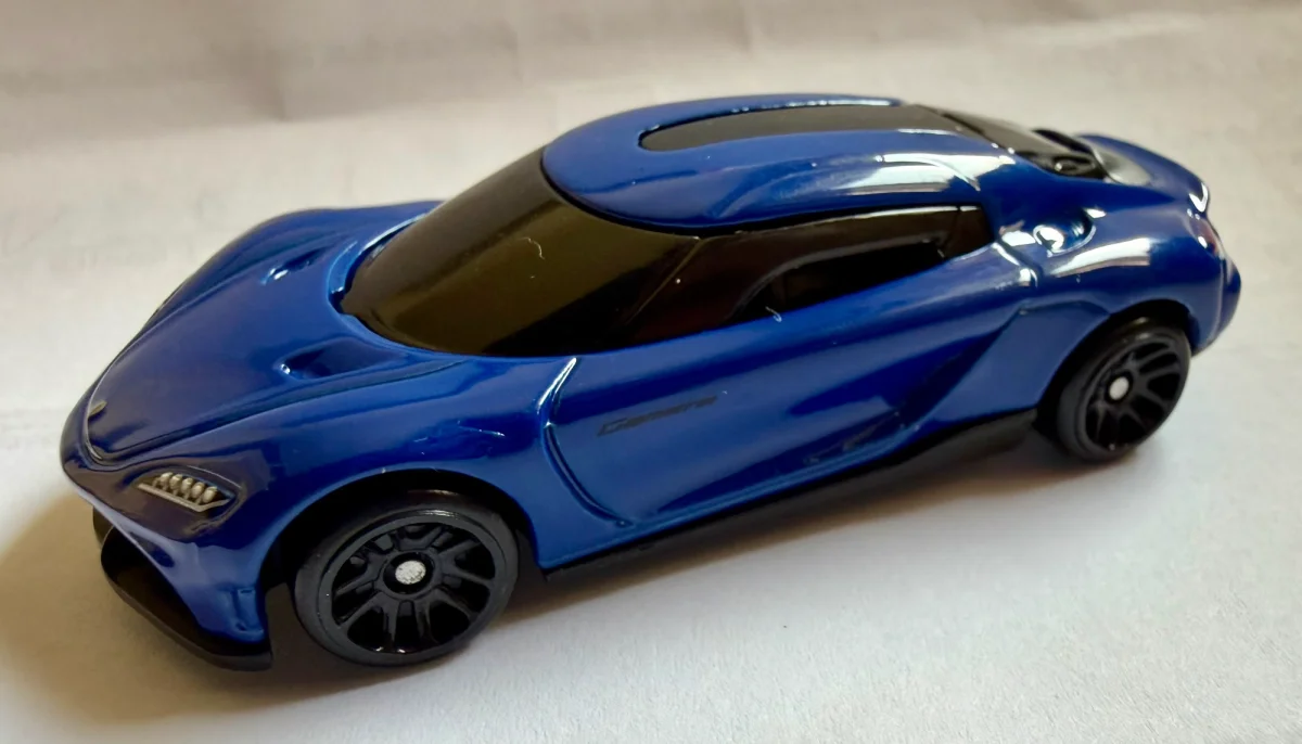 2024 Koenigsegg Gemera Blue: No Package: Image 2