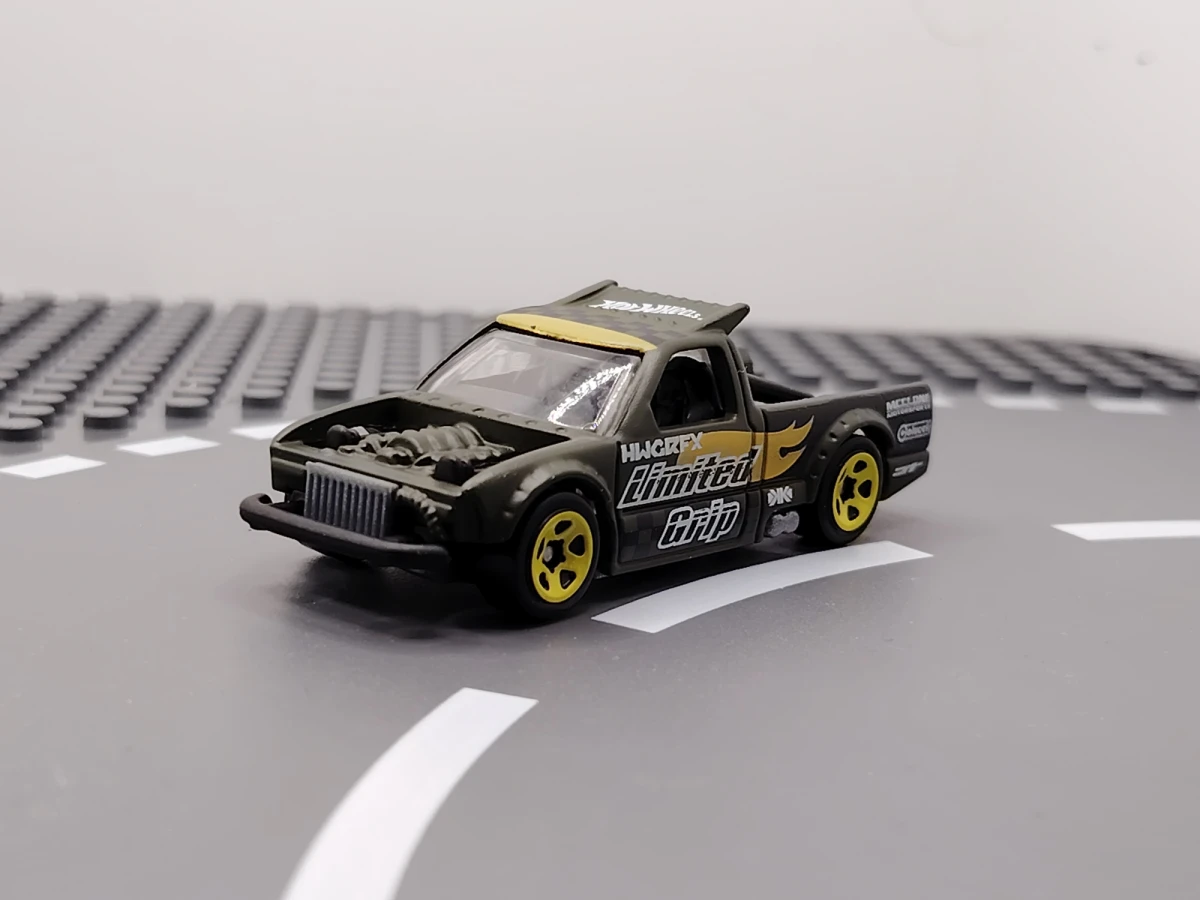 2024 Limited Grip Green: No Package: Image 4