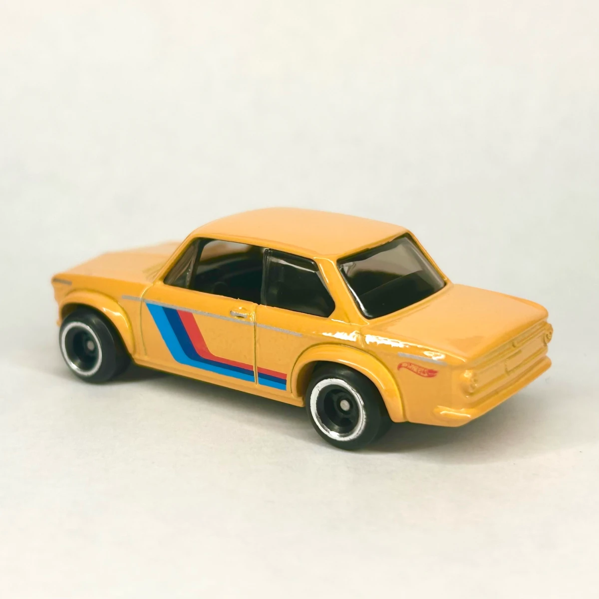 2025 BMW 2002 Yellow: No Package: Image 3