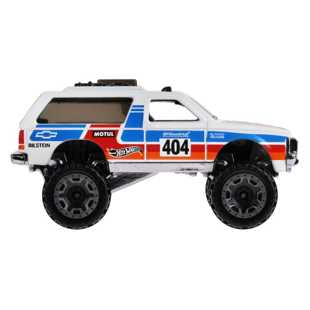 2025 Chevy Blazer 4X4 White: Image 6