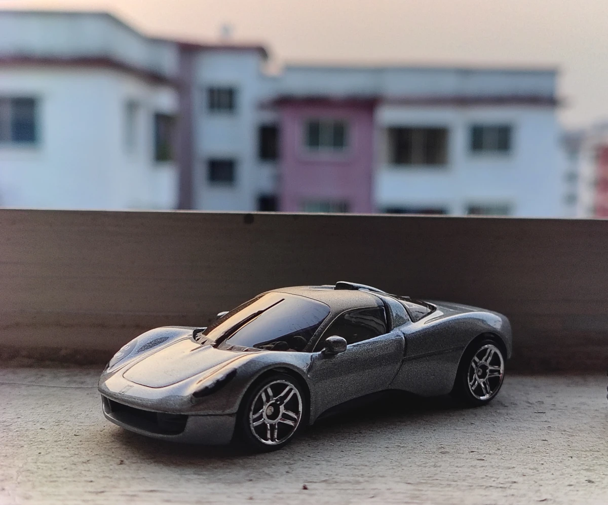 2025 Gordon Murray Automotive T.33 Silver: Long (INT): Image 5