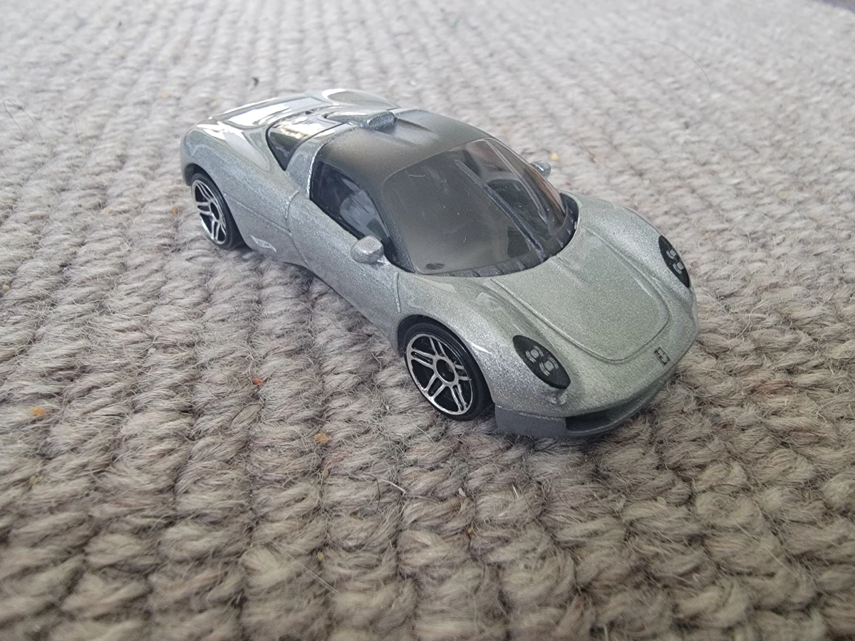 2025 Gordon Murray Automotive T.33 Silver: No Package: Image 3