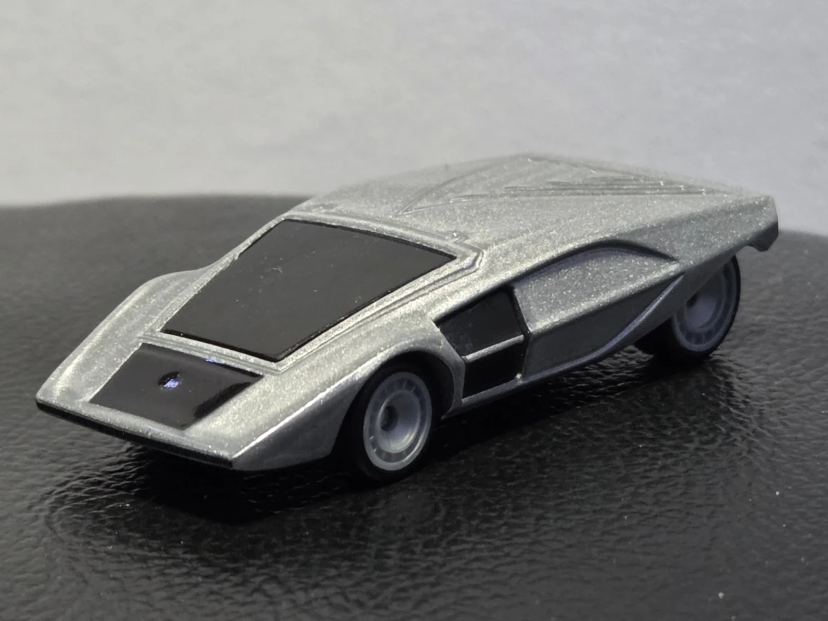 2025 Lamborghini Countach LP5000 QV & Lancia Stratos Zero Red: No Package: Image 3