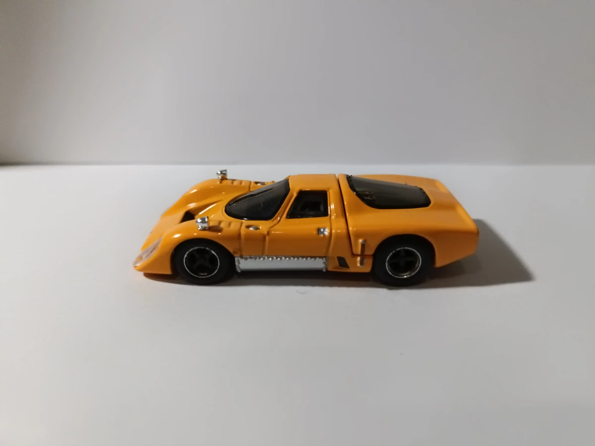 2025 McLaren M6GT Orange: No Package: Image 3
