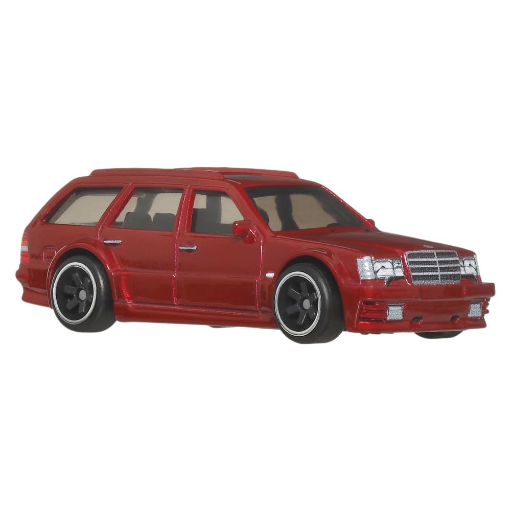 2025 Mercedes-Benz E 36 AMG Red: Image 6