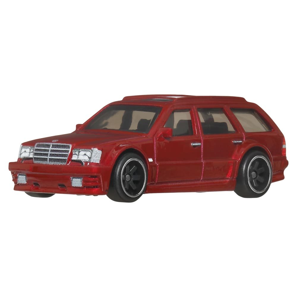 2025 Mercedes-Benz E 36 AMG Red: Image 2