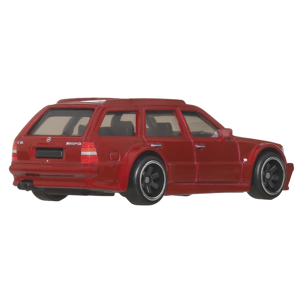 2025 Mercedes-Benz E 36 AMG Red: Image 3