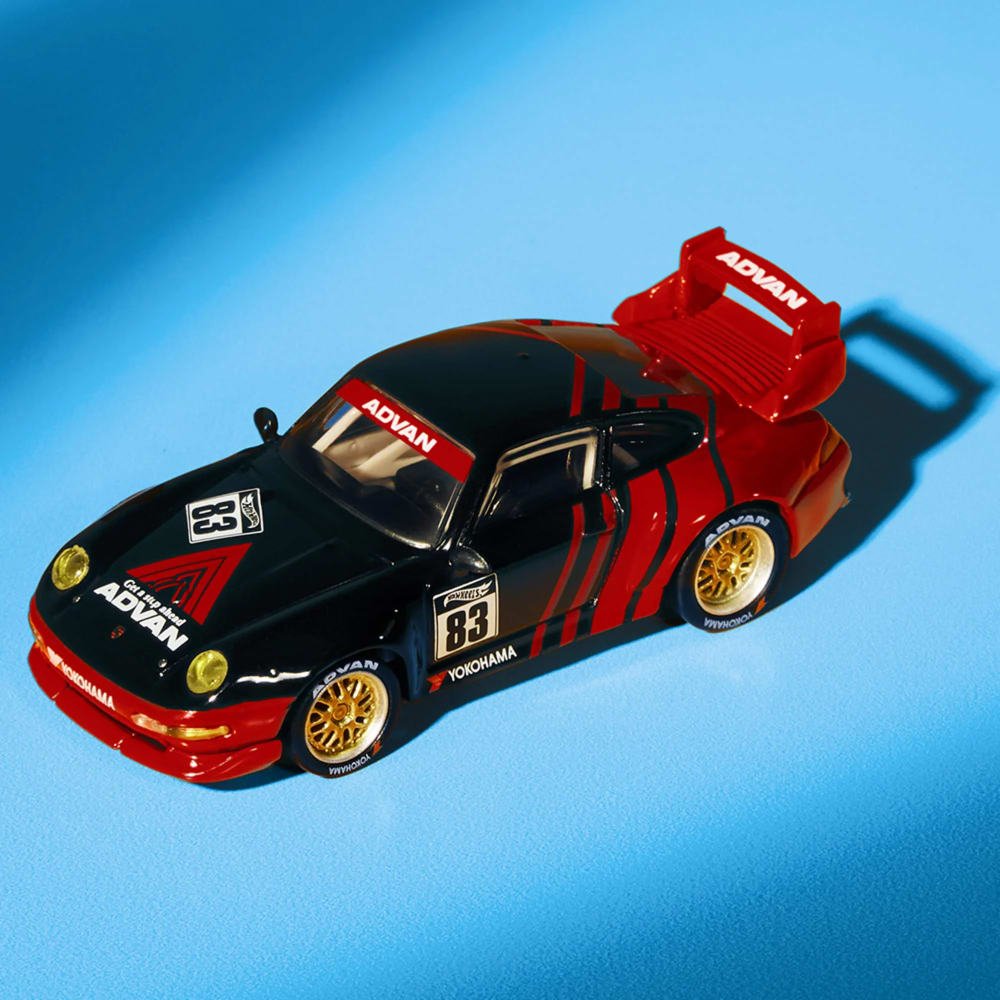 2025 Porsche 911 GT2 EVO 993 Black: Image 5