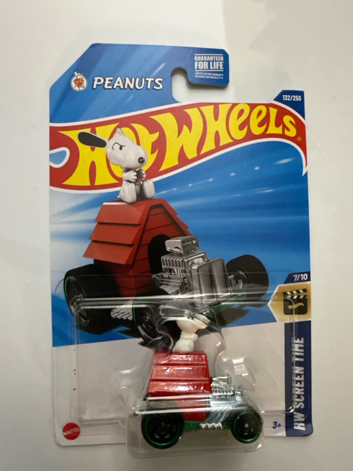 2025 Snoopy Red: Long (US): Image 2