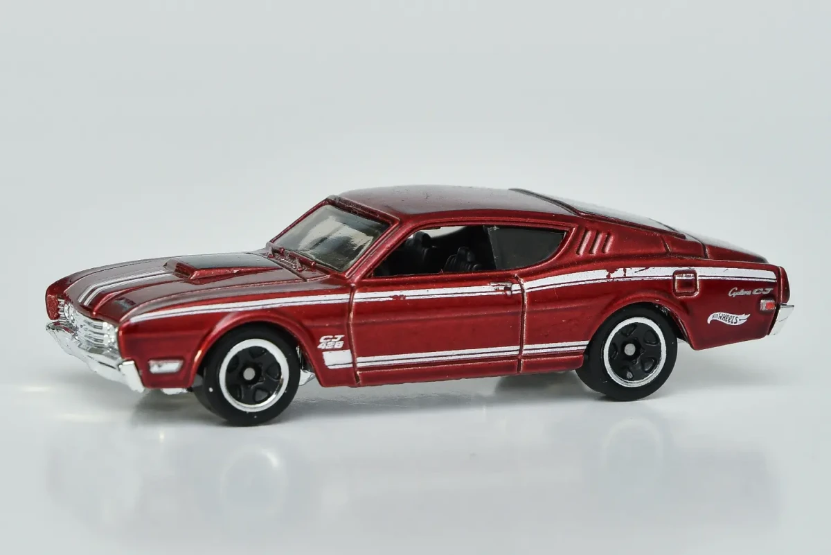 2025 69 Mercury Cyclone Red: No Package: Image 4