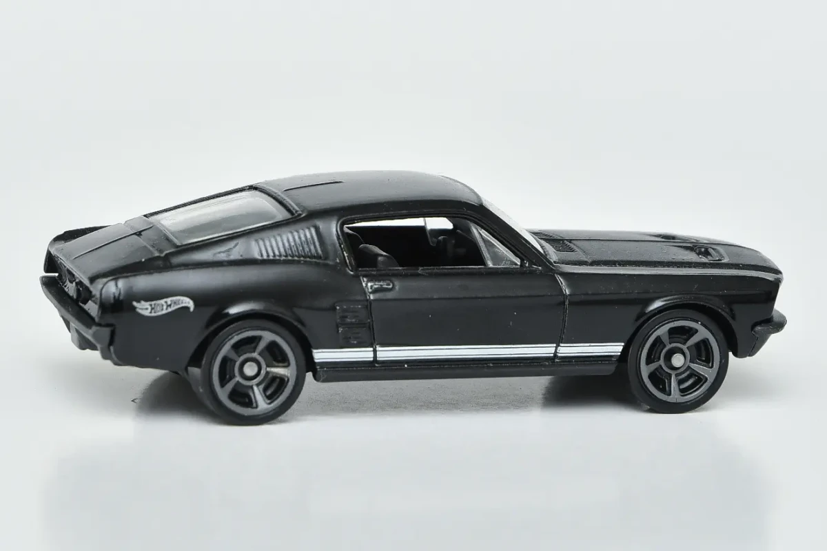 2025 67 Mustang Black: No Package: Image 5