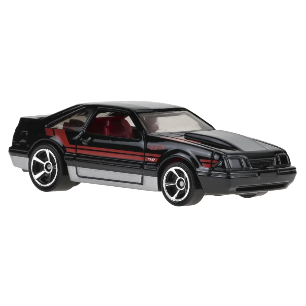 2025 92 Ford Mustang Black: Image 7