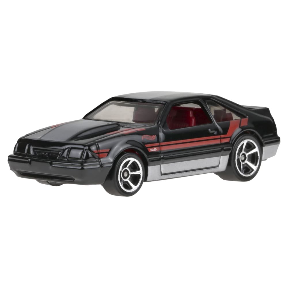 2025 92 Ford Mustang Black: Image 4