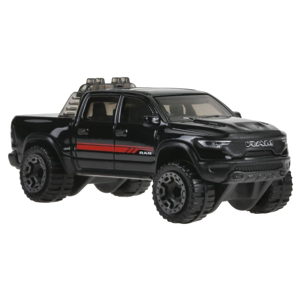 2025 23 RAM 1500 Black: Image 6
