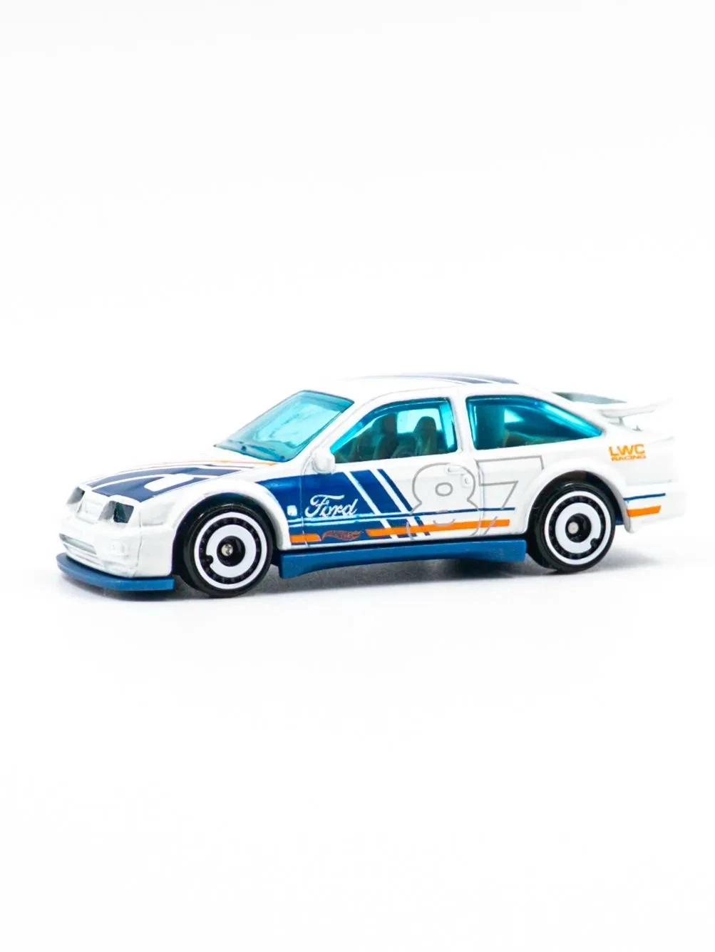 2025 87 Ford Sierra Cosworth White: No Package: Image 2