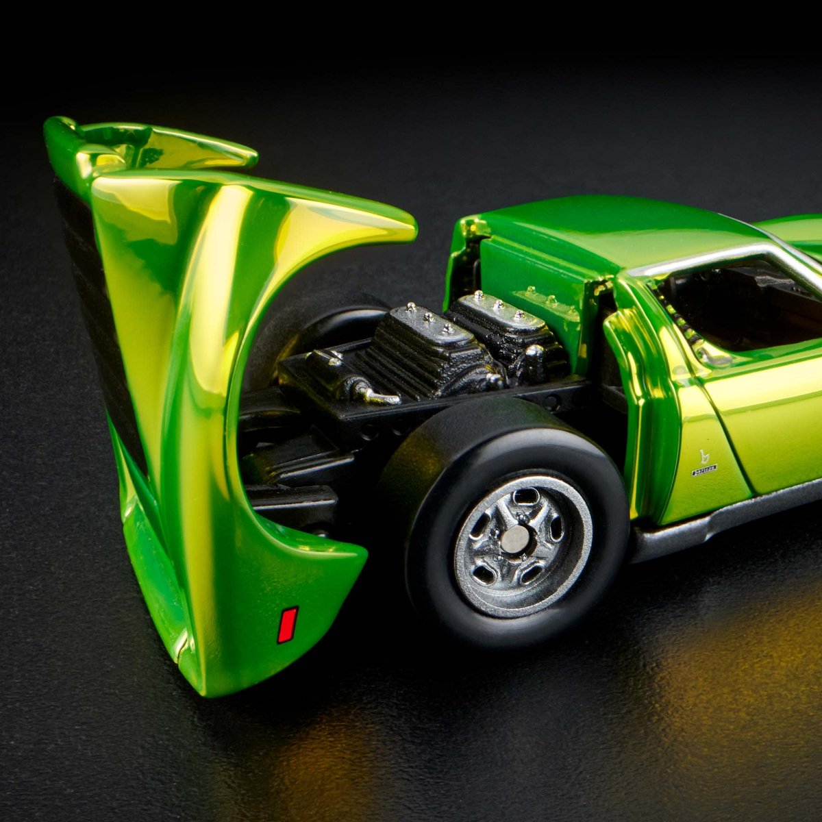 2025 71 Lamborghini Miura P400 SV Lime: Image 9