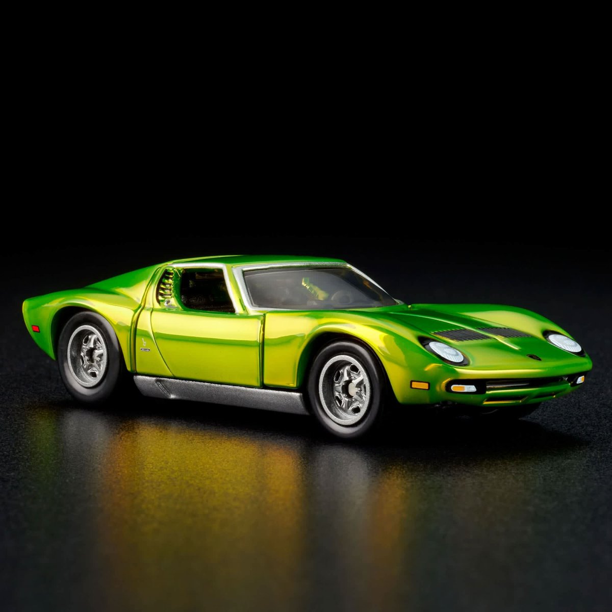 2025 71 Lamborghini Miura P400 SV Lime: Image 16