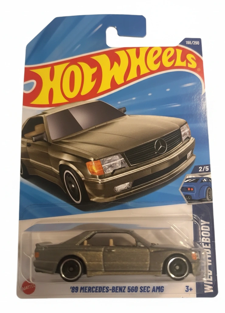 2025 89 Mercedes-Benz 560 SEC AMG Green: Long (US): Image 2