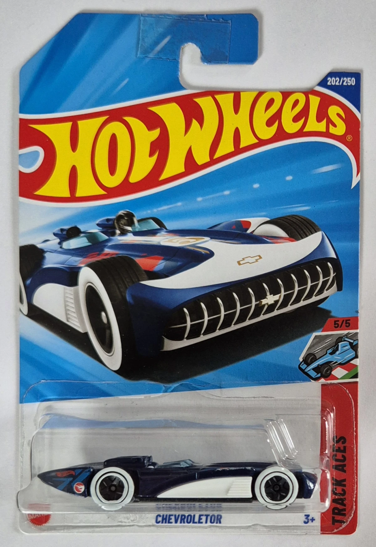 2025 Chevroletor Blue: Long (INT): Image 2