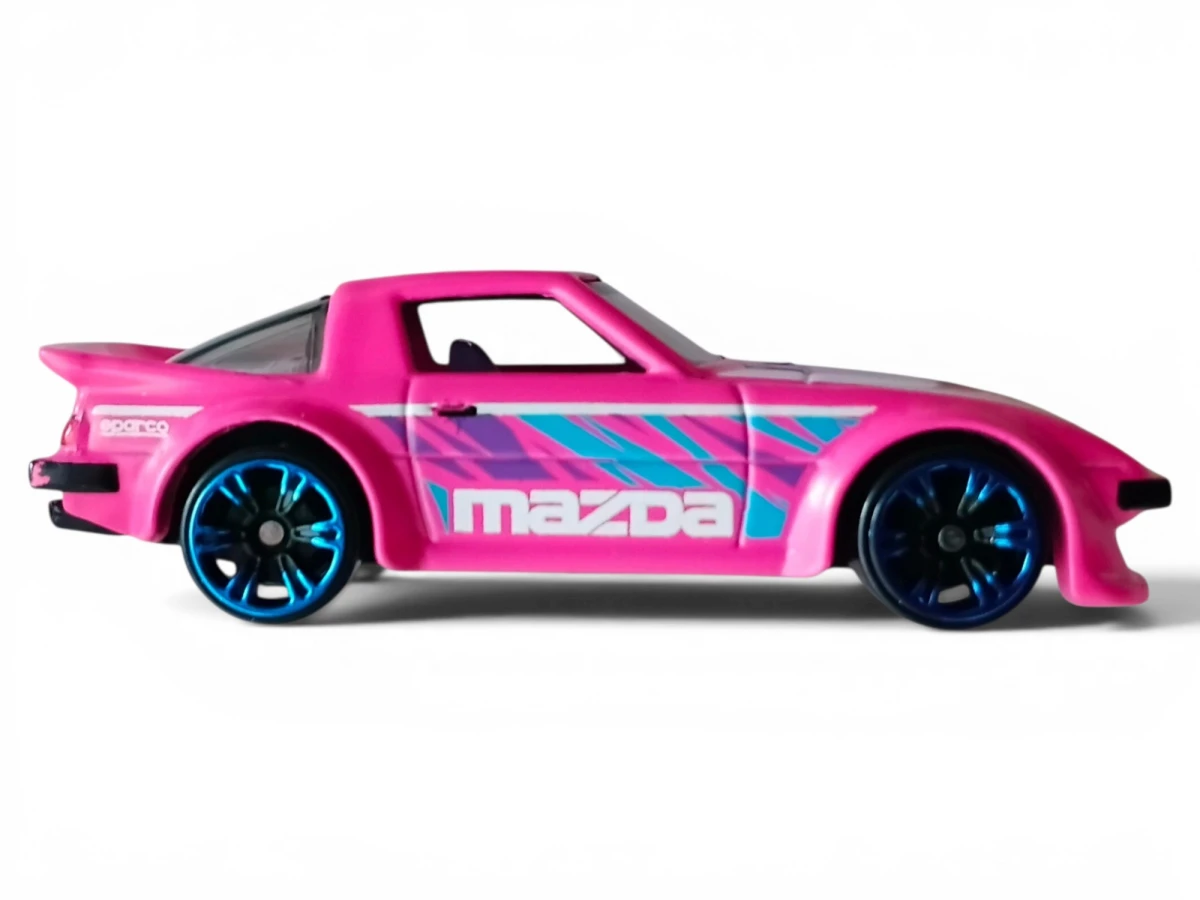 2025 Mazda RX-7 Pink: No Package: Image 2