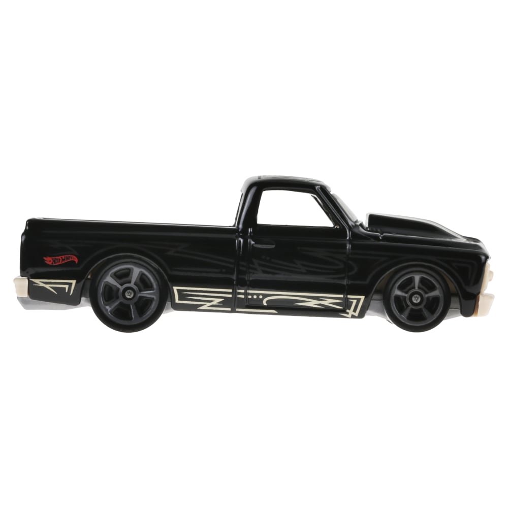 2025 67 Chevy C10 Black: Image 6