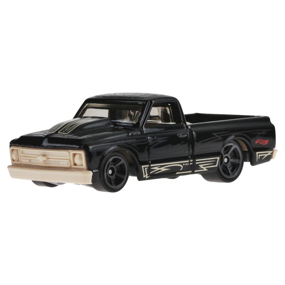 2025 67 Chevy C10 Black: Image 4