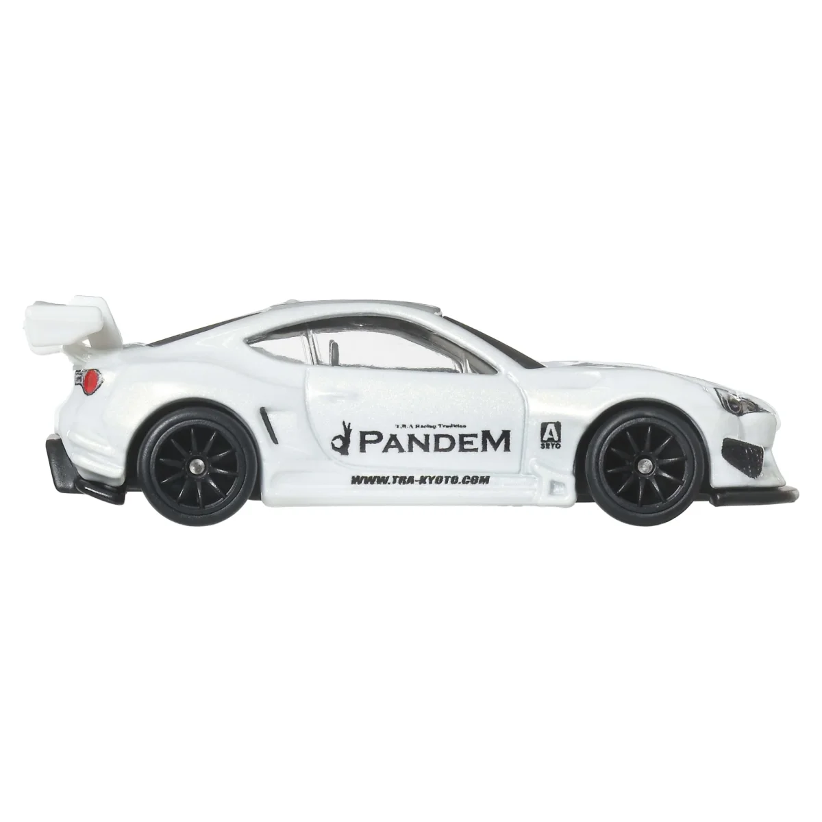 2025 Pandem Subaru BRZ White: Image 6