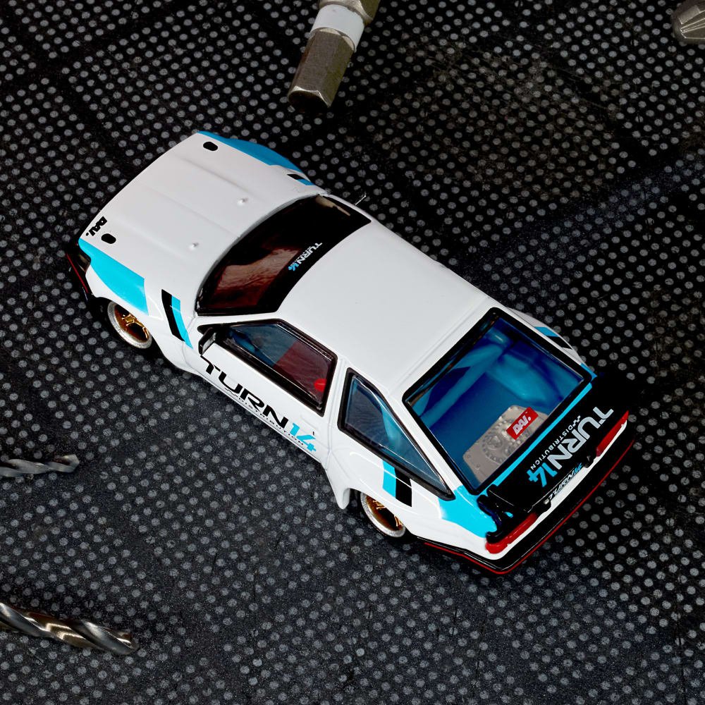 2025 Toyota Corolla Levin (AE86) Custom White: Image 5