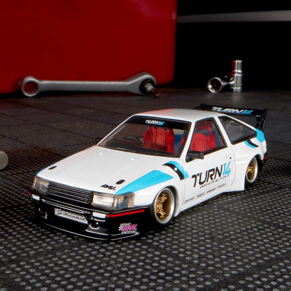 2025 Toyota Corolla Levin (AE86) Custom White: Image 2
