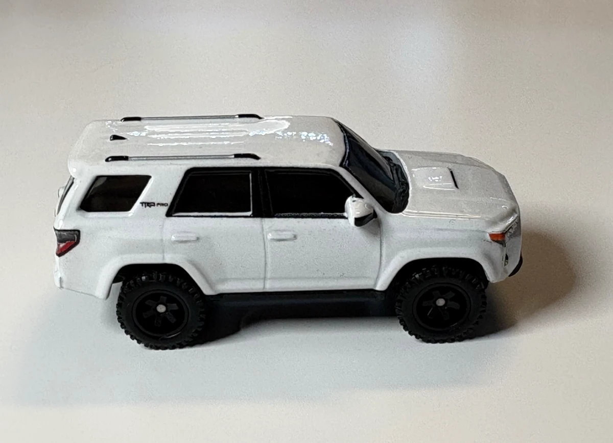 2025 Subaru Crosstrek & 2018 Toyota 4Runner White: No Package: Image 5