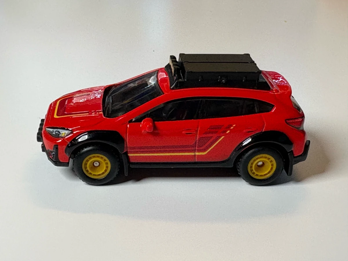 2025 Subaru Crosstrek & 2018 Toyota 4Runner White: No Package: Image 8