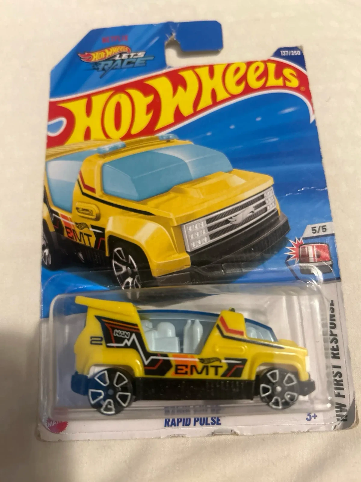 2025 Rapid Pulse Yellow: Long (US): Image 2
