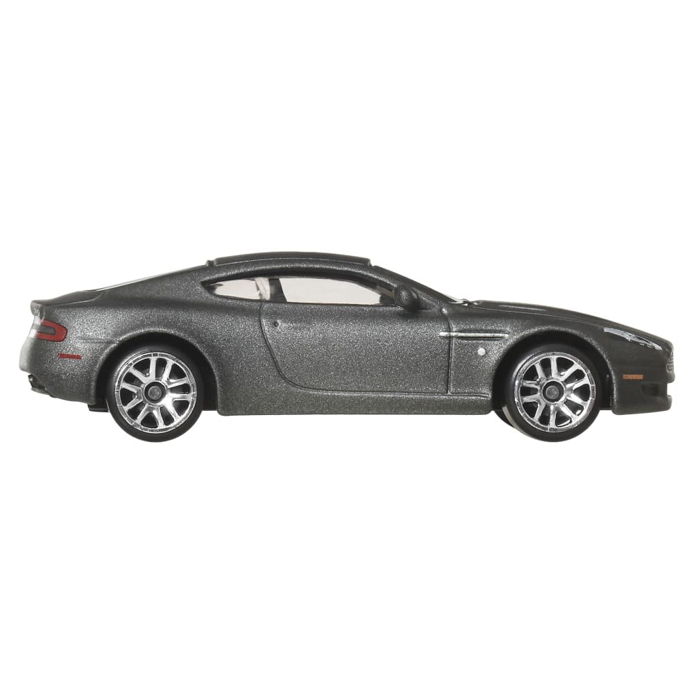 2025 2005 Aston Martin DB9 Grey: Image 4