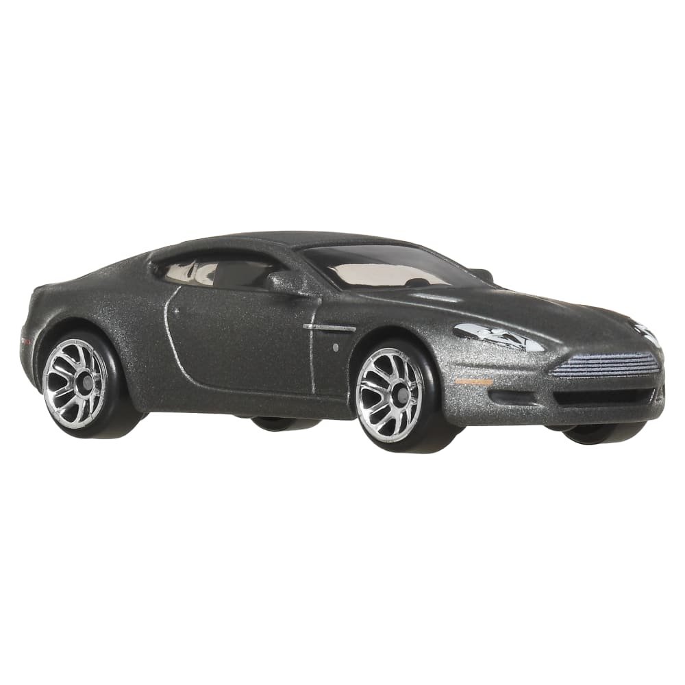 2025 2005 Aston Martin DB9 Grey: Image 5