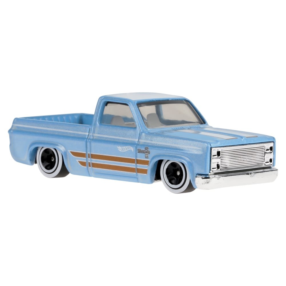 2025 83 Chevy Silverado Blue: Image 5