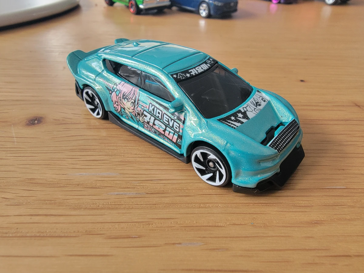 2025 Custom Kia EV6 Green: No Package: Image 3
