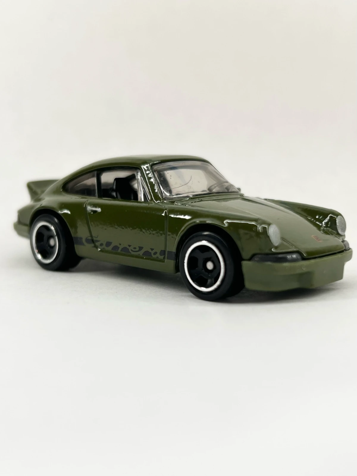 2025 Porsche 911 Carrera RS 2.7 Green: No Package: Image 3