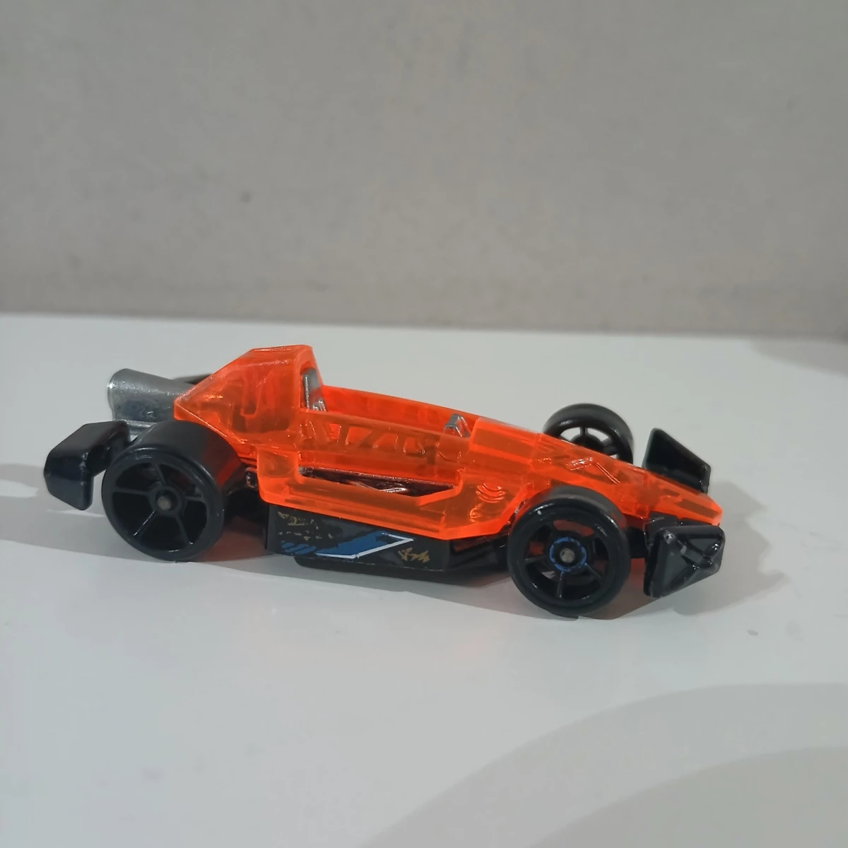 2025 Arrow Dynamic Orange: No Package: Image 2