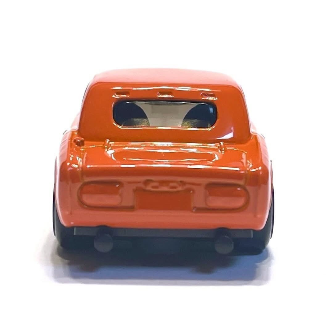 2025 Honda S800 Racing Orange: Image 6