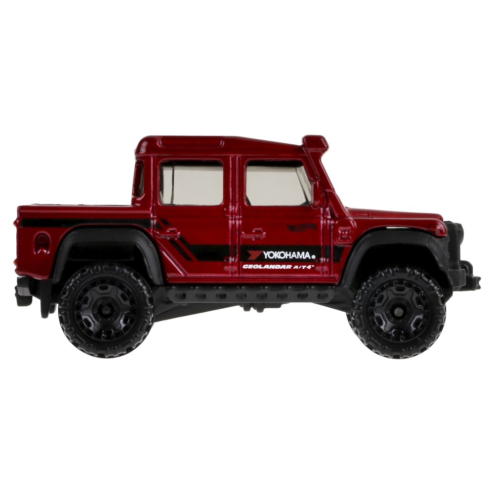 2025 15 Land Rover Defender Double Cab Red: Image 5