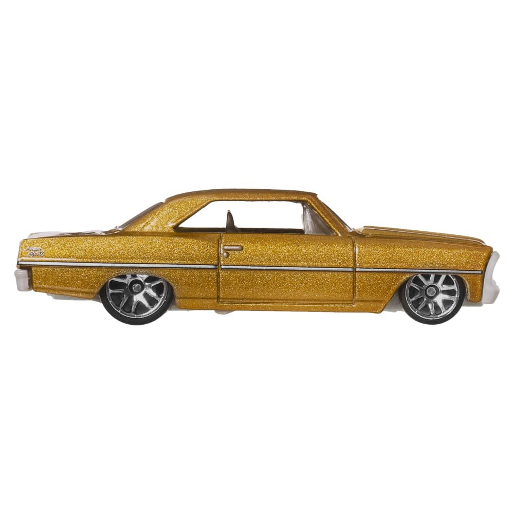 2025 1966 Chevy Nova Beige: Image 4