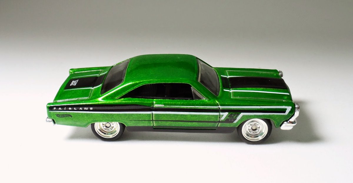2012 66 Ford 427 Fairlane Green: Image 5