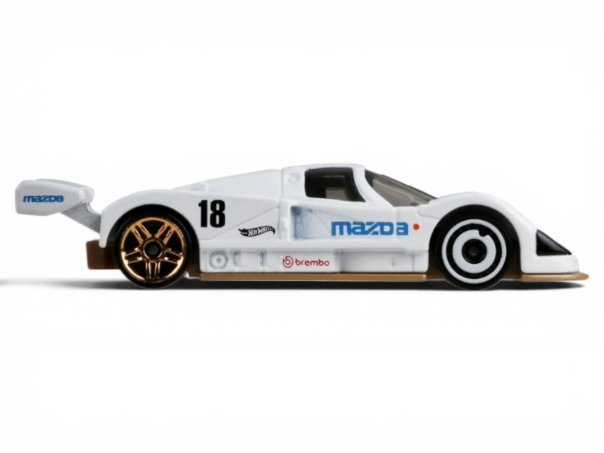 2025 Mazda 787B White: No Package: Image 4