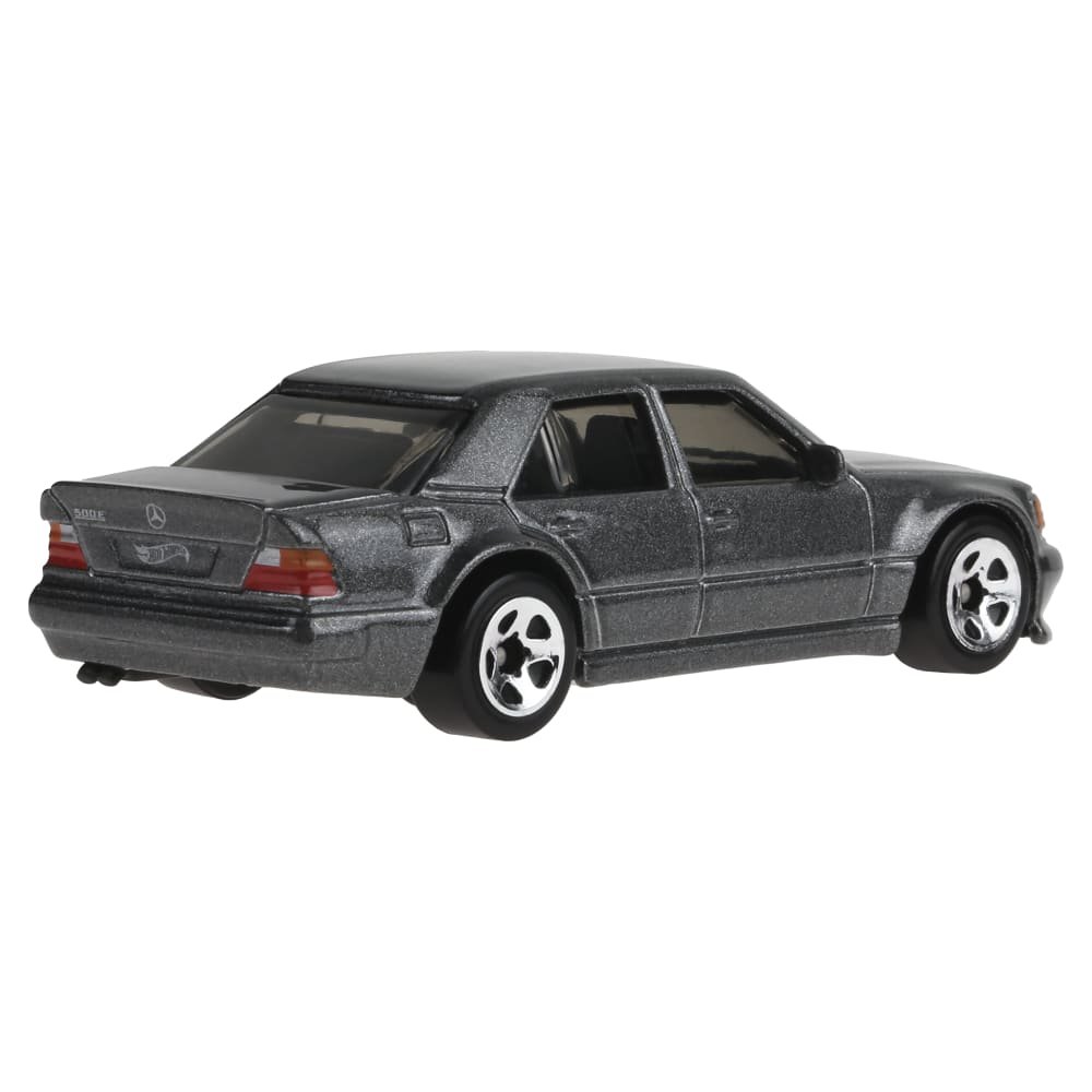 2025 Mercedes-Benz 500 E Grey: Image 4
